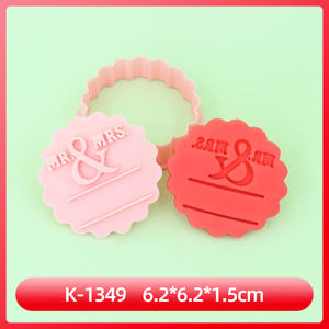 Cortadores de Galletas de Plástico con Forma de Corazón, Letras de <span class=keywords><strong>Amor</strong></span> en 3D, Diseño de Dibujos Animados, para Arcilla, Anime, Impresión Realista, Serie <span class=keywords><strong>Matrimonio</strong></span> - Product Image 6