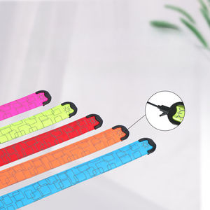 Lumineux <span class=keywords><strong>Papa</strong></span> Anneau Bracelet Type-C Charge LED Lumières Slap Strap Sécurité Bracelet Lumières pour Extérieur Nuit Running Party Cheer - Product Image 4
