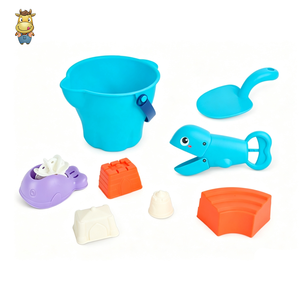 Ensemble de jouets de plage pour enfants 8 pièces : seau, pelle, pince crocodile, moule château – Jouet d'extérieur pour l'été – Vente en gros - Product Image 1
