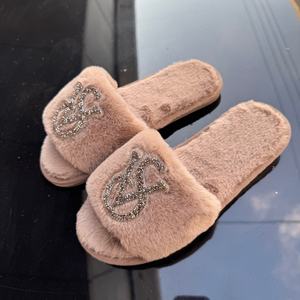 Kadınlar için lüks taç pembe kore peluş kapalı terlik yaratıcı tasarım açık ayak ev kabarık ayakkabı kaymaz özelliği için - Product Image 5