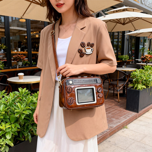 Sac à bandoulière Ita personnalisé, rétro, vintage, musique, mode, utilisation quotidienne, matériau PU, design unique, sac à bandoulière pour femmes - Product Image 2