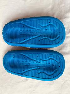 Ciabatte Blu Scuro con Suola in EVA da 20MM, Ammortizzate, Punta Aperta, per Tutte le Stagioni, da Casa, con Decorazione Stampa 3D - Product Image 6