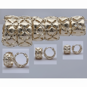 Trendy Gold-Plated Clip-On <b>Earrings</b> Enhance Your Fashion Appeal with Elegant Pearls and Diamonds for Weddings and Parties - Product Image 1