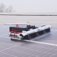 Robot de nettoyage de panneaux solaires personnalisé, machine à laver à chenilles avec brosse, nettoyeur photovoltaïque automatique, équipement d'entretien