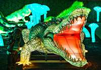 Beleuchtete Dinosaurier-Laterne für Chinesisches Neujahr und Halloween, Bemalte Tier-Seidenlaterne für Kinder zur Dekoration bei Ramadan-Feierlichkeiten