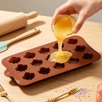 15-fach Ahornblatt-Silikonform für Süßigkeiten, Schokolade, Kekse, Gummibärchen, Kuchendekoration, Eiswürfel