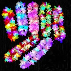 Collane di Fiori LED Hawaiane Luminose, Decorazioni per Feste Tropicali Hawaiane, Carnevale e Celebrazioni Luau - Product Image 1