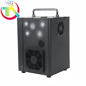 Macchina portatile a scintilla fredda da 750W comoda attrezzatura da palcoscenico per vari luoghi di Performance categoria di prodotti di ghiaccio secco