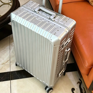 Nouvelle valise en alliage d'aluminium et de magnésium, serrure à code TSA, roues pivotantes, doublure en polyester, valises antibactériennes - Product Image 1