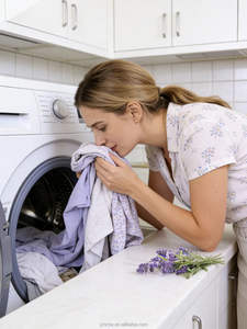 Olio Essenziale di Lavanda all'Ingrosso 25kg 100% Puro Naturale per Bucato Diluibile Solo in Detersivo Profumo a Lunga Durata - Product Image 4