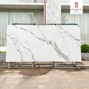 Dalle en pierre frittée Calacatta blanche 1600x3200mm, surface polie, <span class=keywords><strong>quartz</strong></span> artificiel pour cuisine et salon - Product Image 1