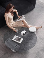 Luxuriöser High-End Wasserwellen-Effekt Gehärtetes Glas Massiver Marmor Farbenfroher Runder Couchtisch Minimalistisches Designer-Modell