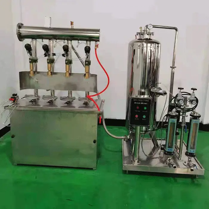 Chất lượng tốt có ga mềm uống làm Máy chiết rót/nước soda đóng chai dòng CO2 trộn thiết bị