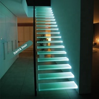 DAIYA carreaux de marbre pour des escaliers avec la balustrade de verre trempé