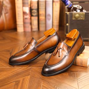 Mocassins pour hommes en cuir véritable de haute qualité, style rétro de luxe, à pampilles, antidérapants, chaussures décontractées - Product Image 3