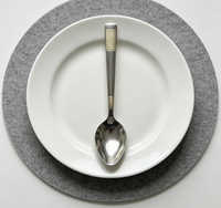 Cuillère à dîner réutilisable en acier inoxydable plaqué or poli miroir, à long manche, durable, motif gaufré vintage, vente en gros