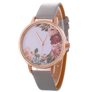 <span class=keywords><strong>Montre</strong></span> analogique à quartz pour <span class=keywords><strong>femme</strong></span> S.Oliver avec mouvement <span class=keywords><strong>SEIKO</strong></span>, bracelet en silicone, argent, résistance à l'eau 3 bars, livrée avec boîte cadeau - Product Image 4