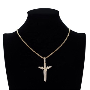 Nuevo Collar de Cadena con Colgante de Espada de Ángel Dorada de <span class=keywords><strong>21</strong></span> <span class=keywords><strong>Savage</strong></span>, Joyería de Rap Hip Hop, Collar con Colgante de Cruz con Circonitas Cúbicas, Estilo Iced Out para Hombre - Product Image 4