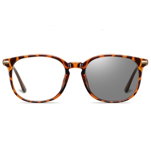 Nuevas Gafas con Lentes Fotocromáticas Anti-UV TR90 Ultraligeras, Montura Óptica Unisex - Product Image 4