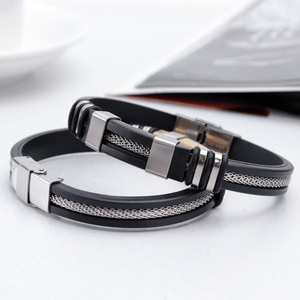 Moda Charm takı Punk siyah silikon manşet bilezikler Vintage paslanmaz çelik kauçuk bilezik erkekler için Pulsera Hombre - Product Image 5