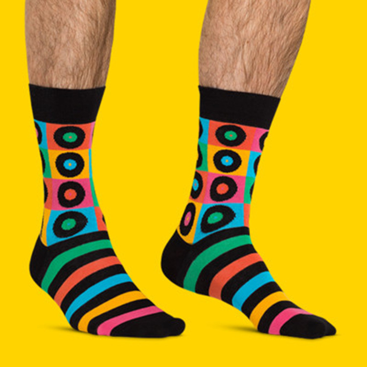 Graficos geometrico jacquard Homens Meias Personalizadas Meias por atacado Colorido