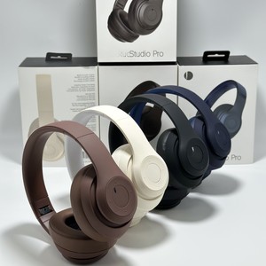 Audífonos Inalámbricos Bluetooth Studio Pro, Over-Ear, con Cancelación de Ruido, Plegables, con Estuche, para Usuarios de Studio Pro - Product Image 1