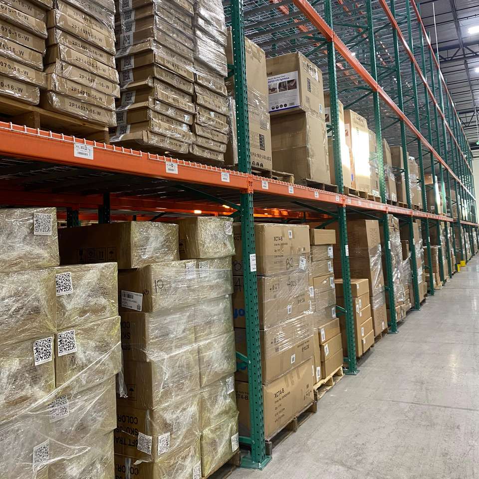 Jracking Industrial Warehouse Stacking Racks Shelves Selective Teardrop ...