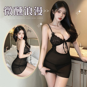 Chemise de nuit sexy en dentelle pour femmes, design ajouré, lingerie de nuit pour petite poitrine, 8788 - Product Image 1