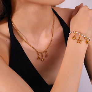 Dijes Personalizados Impermeables al por Mayor, Chapados en Oro de 14k y 18k, Dijes de Estrella de Acero Inoxidable 316l con Circonita para la Fabricación de Pulseras y Collares - Product Image 4