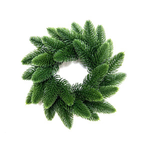 Couronne de Noël en aiguilles de pin de 20 pouces, décoration murale extérieure, style traditionnel - Product Image 3