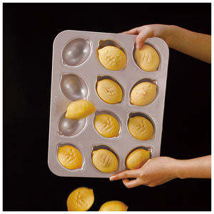 Moule à muffins antiadhésif en métal attrayant pour 12 cupcakes au citron WK9750, écologique - Product Image 2