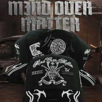 Nueva Gorra de 5 Paneles con Pedrería, Parche Metálico de Cruz, Logotipo Bordado, Forro de Seda, Visera Curva de Gamuza, Gorras de Béisbol Personalizadas de Lujo