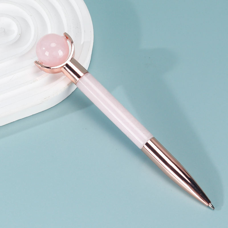 ลูกบอล-ชมพูอ่อน + ทองแชมเปญ