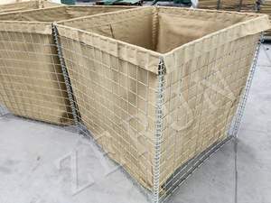 Yüksek Mukavemetli <span class=keywords><strong>Gabion</strong></span> Kutusu <span class=keywords><strong>8x10</strong></span> Tip 83mm Örgü 27 30mm Tel Çapı Çinko Kaplama ve 39mm Takviyeler ile Eğim Stabilizasyonu için - Product Image 1