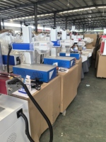 Nouvelle machine de marquage laser fibre 20W 30W 50W portable automatique AI/PLT pour plastique, plaques signalétiques, numéros de série VIN, garantie 3 ans
