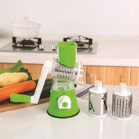 Draagbare Roterende Kaasrasp Ronde Tuimelende Doos Shredder Trommel Multifunctionele Fruit Groentesnijder Met Handvat Custom Logo 2 Stuks