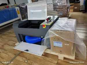 Redsail Nuevo Grabador y Cortador Láser de CO2 de 500*300mm, 50W 60W, de Bajo Costo y Alto Rendimiento para Pequeñas Empresas con Certificación CE - Product Image 5