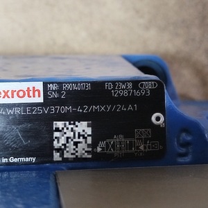 Vanne directionnelle proportionnelle Rexroth R901401731 4WRLE25V370M 42 MXY 24A1 Contrôle industriel Automatisation - Product Image 1