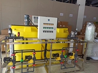 Machine de traitement de l'eau, 100 litres, automatique, liquide chimique, acide alcalin, pH, chlore, système de dosage, agitateur liquide