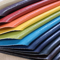 Cuir synthétique de haute qualité en stock, PVC gaufré, simili cuir lisse, vinyle anti-UV, résistant à l'abrasion, pour la sellerie de sièges de voiture