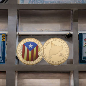 Noi 9/11 monete in metallo placcato <span class=keywords><strong>oro</strong></span> del centro commerciale mondiale torri commemorative moneta in onore della memoria di <span class=keywords><strong>coloro</strong></span> che abbiamo perso - Product Image 2