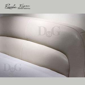 Modern Minimalist Metal <b>Platform</b> Luxury Upholstered King Size <b>Bed</b> <b>Frame</b> with LED Lights and Storage - Product Image 3
