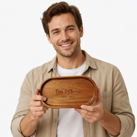 Plateau ovale en bois gravé personnalisé, plateau en bois avec nom personnalisé pour la décoration de table, rangement de bijoux, service de collations, cadeau unique
