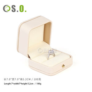 Boîte à bijoux en cuir PU noir beige de haute qualité pour collier, bracelet, boucles d'oreilles et bague, avec logo personnalisé - Product Image 6