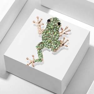 Mode plein diamant tout match grenouille broche dessin animé Animal Corsage accessoires en gros - Product Image 2