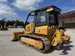 Bulldozer CAT Caterpillar D3 de segunda mano con alta eficiencia de trabajo Bulldozer Caterpillar CAT D3 usado a la venta - Product Image 4