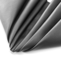 Matériau protéiné de haute qualité, cuir PU doux et écologique au toucher agréable pour matelas de bébé, cache-oreilles, oreiller et mobilier.