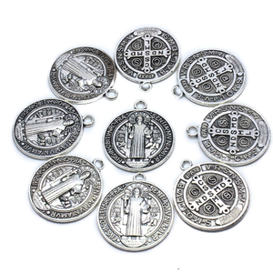 Fabricant <span class=keywords><strong>de</strong></span> souvenirs en métal, vente en gros <span class=keywords><strong>de</strong></span> la médaille miraculeuse Saint-Benoît catholique religieuse en argent sterling Médaille d'honneur <span class=keywords><strong>de</strong></span> l'Europe - Product Image 3