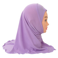 Neues Design Großhandel Maßgefertigte Hochwertige Muslimische Kinder-Hijabs Sofort Tragbare Kopftücher mit Strass für Mädchen Innenkappen