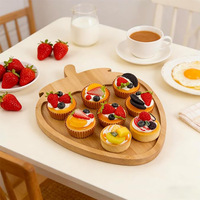 Plateau de service en bambou en forme de fraise, design créatif pour fruits, plateau en bois pour collations, fruits secs, desserts, décoration de fête et de cuisine